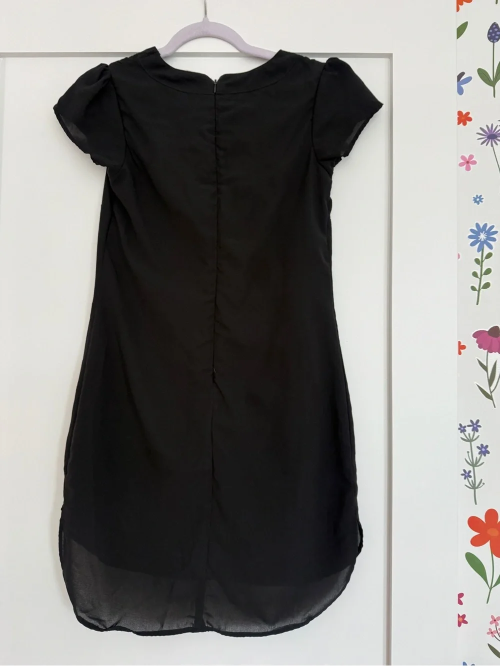 Black High Low Shift Dress with Tulip Sleeves | XS